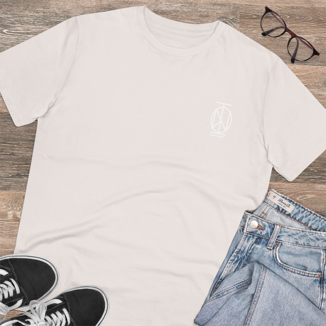 Alpha Style: Taming the Wolf Shirt for Bold Statements